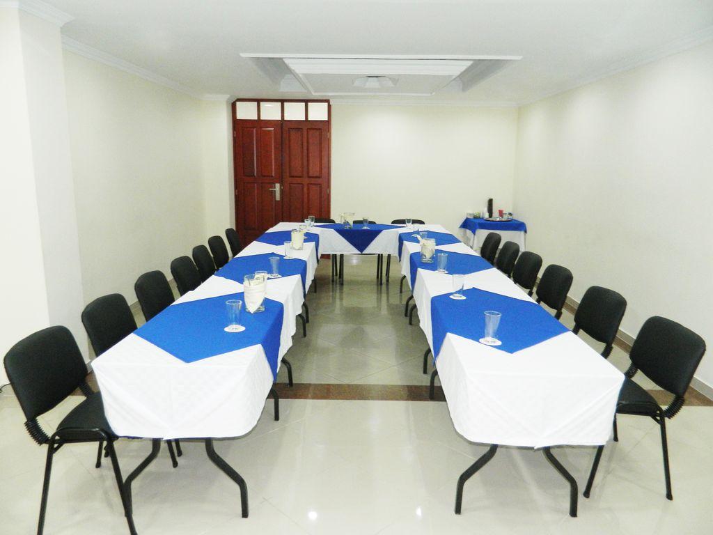 Hotel Aw Salitre Real Bogotá